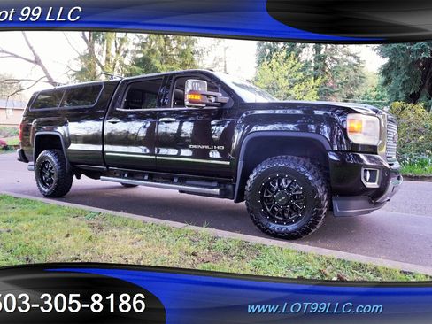Used 2016 GMC Sierra 3500 Denali w/ Duramax Plus Package image 7