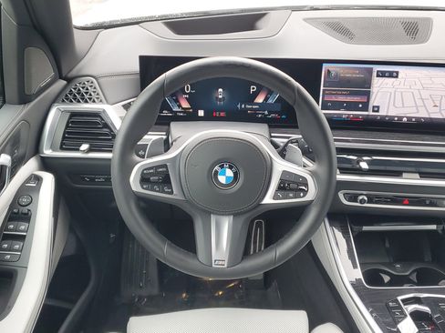 Certified 2025 BMW X5 xDrive40i w/ M Sport Package image 23