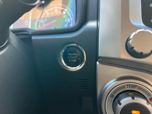 Used 2020 Toyota 4Runner Limited image 47