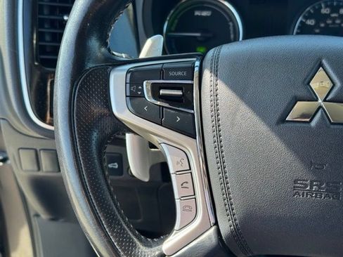 Used 2018 Mitsubishi Outlander SEL AWD/4WD image 10