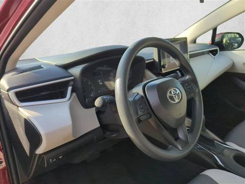 Certified 2025 Toyota Corolla LE FWD image 15