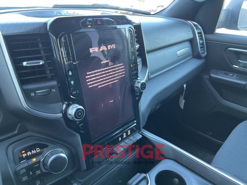 Used 2025 RAM 1500 Big Horn AWD/4WD image 34