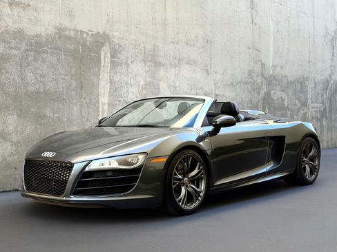 Used 2012 Audi R8 V10 image 1