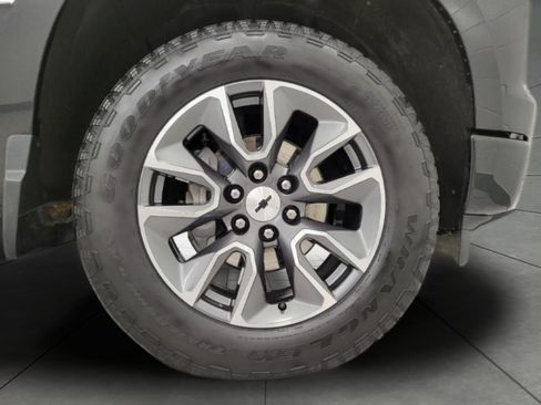 Used 2024 Chevrolet Silverado 1500 RST w/ Convenience Package II AWD/4WD image 32