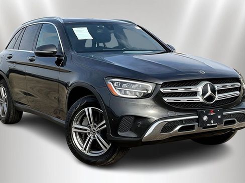 Used 2021 Mercedes-Benz GLC 300 4MATIC image 3