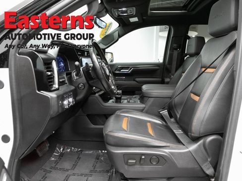 Used 2024 GMC Sierra 1500 AT4 w/ Technology Package AWD/4WD image 14