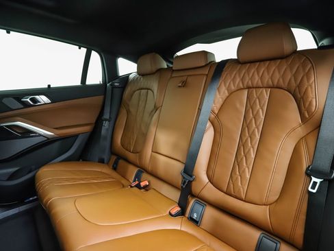 New 2026 BMW X6 xDrive40i w/ Executive Package image 24