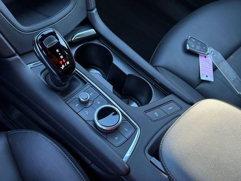 Certified 2025 Cadillac XT6 Premium Luxury image 35