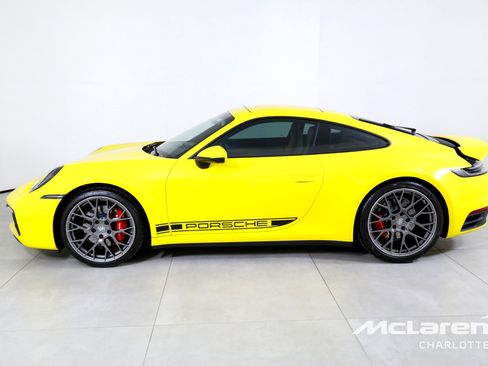 Used 2022 Porsche 911 Carrera 4S w/ Premium Package image 5