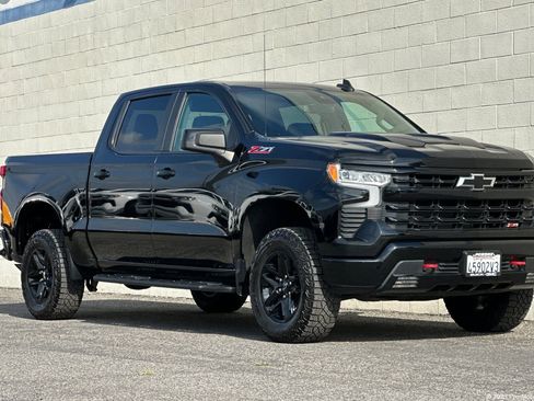 Used 2023 Chevrolet Silverado 1500 LT Trail Boss image 1