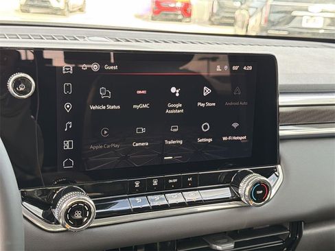 New 2026 GMC Canyon Elevation image 10