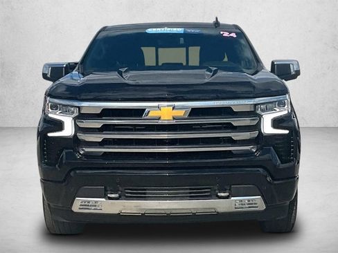 Certified 2024 Chevrolet Silverado 1500 High Country image 2