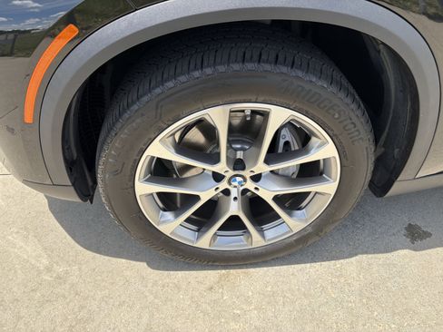 Used 2025 BMW X5 xDrive40i AWD/4WD image 13