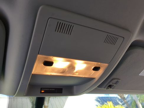 Used 2013 Chevrolet Tahoe LS image 22