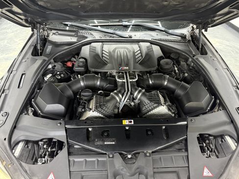 Used 2014 BMW M6 Coupe image 17