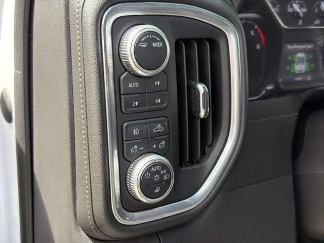 Used 2021 GMC Sierra 1500 SLT w/ SLT Premium Package AWD/4WD image 26