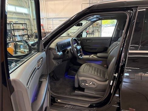 Certified 2024 Kia EV9 Land AWD/4WD image 17
