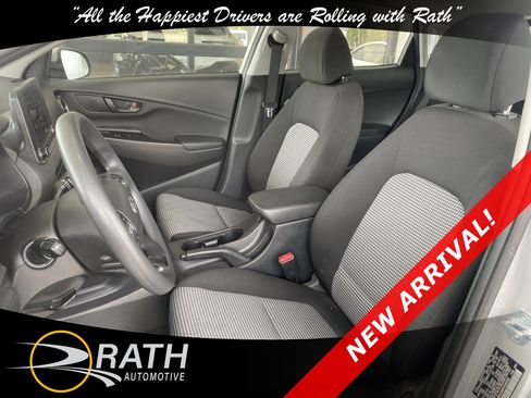 Used 2023 Hyundai Kona SE FWD image 11