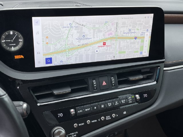 Used 2025 Lexus ES 350 w/ Premium Package FWD image 16