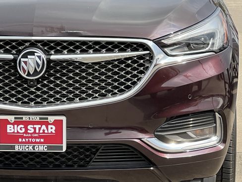 Used 2021 Buick Enclave Avenir w/ Avenir Technology Package image 7