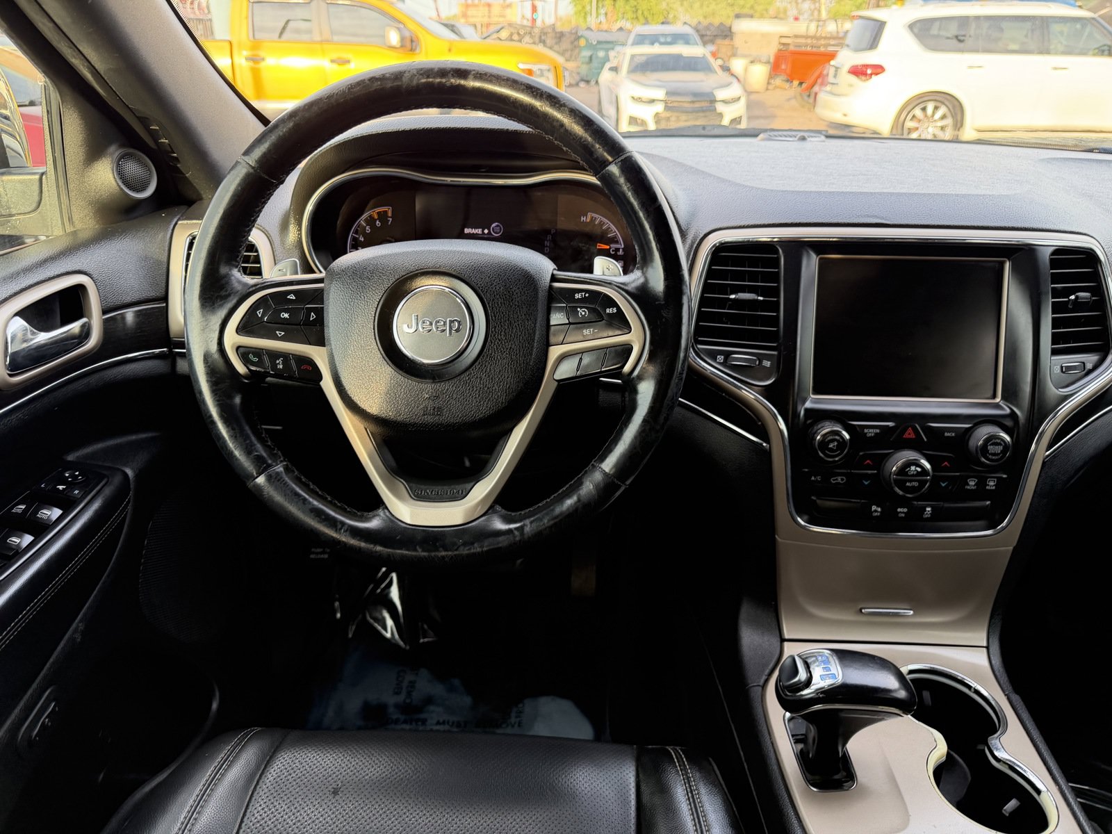 Used 2014 Jeep Grand Cherokee Limited w/ Luxury Group II RWD image 9