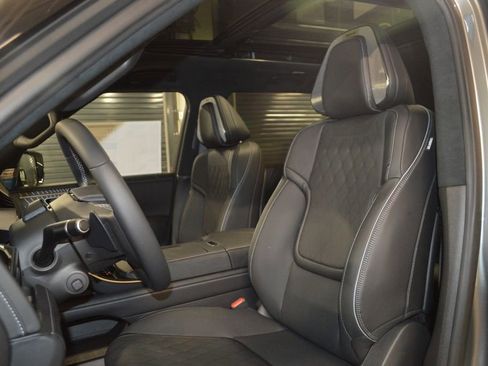 New 2026 INFINITI QX80 Autograph AWD/4WD image 16
