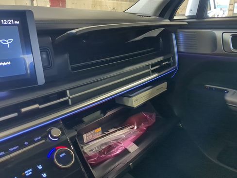 Used 2025 Hyundai Santa Fe Limited image 51