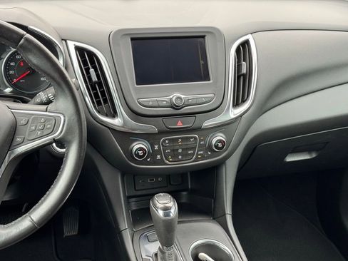 Used 2020 Chevrolet Equinox LT image 22