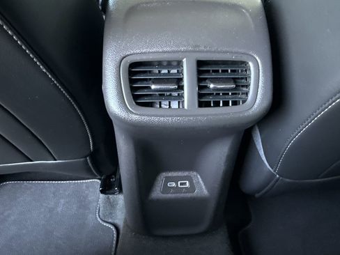 Used 2023 Buick Envision Preferred image 19