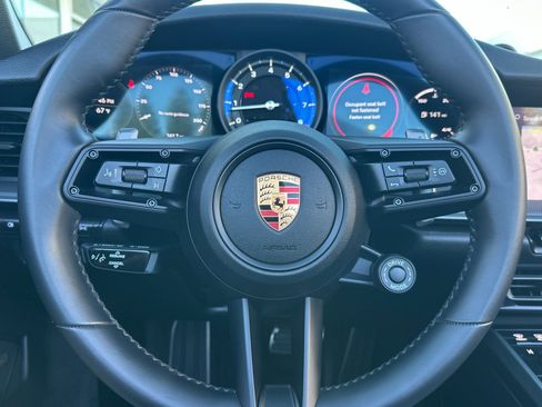 Used 2022 Porsche 911 Carrera S image 25