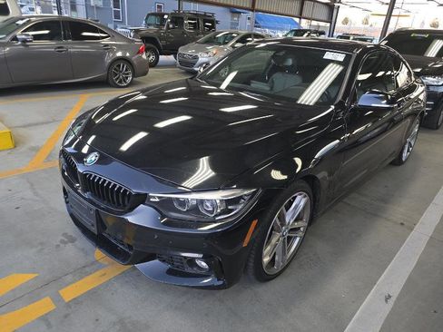 Used 2020 BMW 430i Coupe w/ M Sport Package image 2