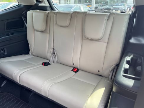 Used 2019 Subaru Ascent Limited AWD/4WD image 13
