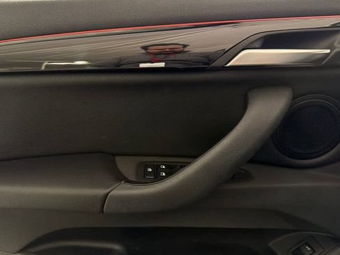 Used 2016 BMW X1 xDrive28i image 12