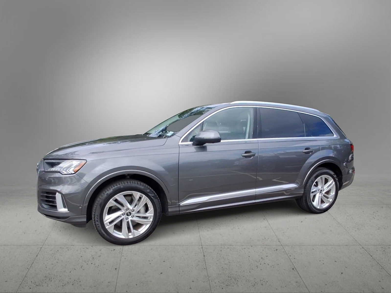Used 2023 Audi Q7 3.0T Premium AWD/4WD image 4
