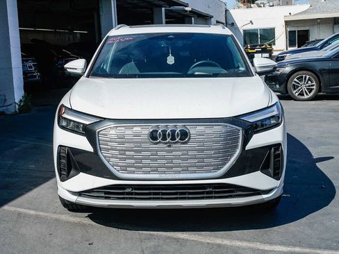 Used 2024 Audi Q4 e-tron Premium Plus image 6