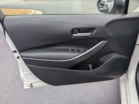 Used 2021 Toyota Corolla SE image 11