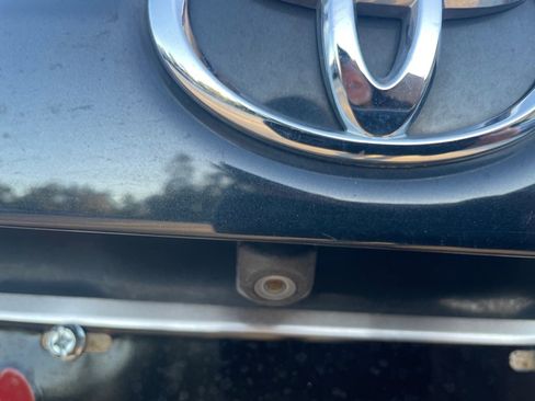 Used 2017 Toyota Corolla LE image 7