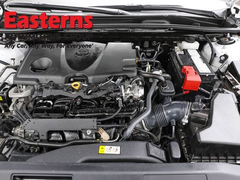 Used 2023 Toyota Camry XSE image 7