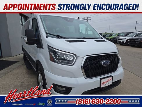 Used 2023 Ford Transit 350 XLT RWD image 13
