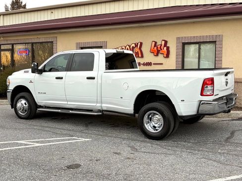 Used 2023 RAM 3500 Big Horn w/ Level 1 Equipment Group image 5