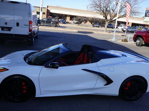 Used 2023 Chevrolet Corvette Stingray Premium Conv w/ Stealth Interior Trim Package image 9