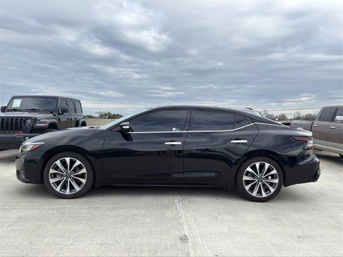 Used 2023 Nissan Maxima Platinum w/ Sport Mat Group image 7