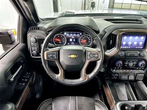 Used 2022 Chevrolet Silverado 2500 High Country image 21