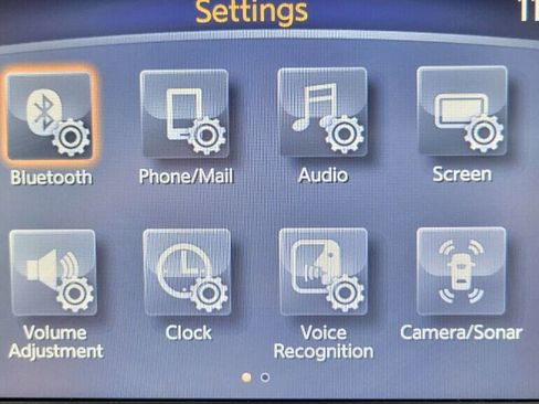 Used 2020 Nissan Pathfinder SV image 20