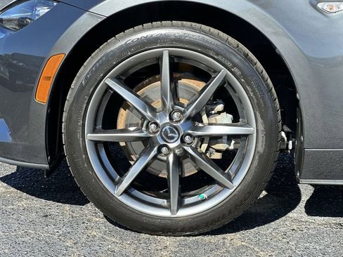 Used 2019 MAZDA MX-5 Miata RF Grand Touring w/ GT-S Package image 10