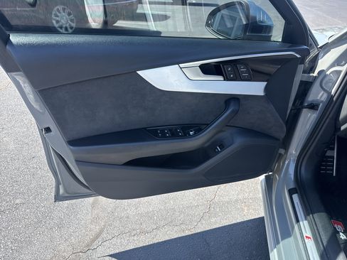 Used 2021 Audi S4 Premium w/ Convenience Package AWD/4WD image 15