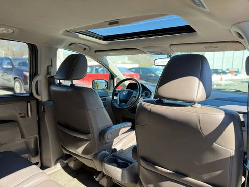 Used 2012 Honda Odyssey EX-L image 24