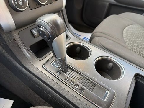 Used 2012 Chevrolet Traverse LT image 33