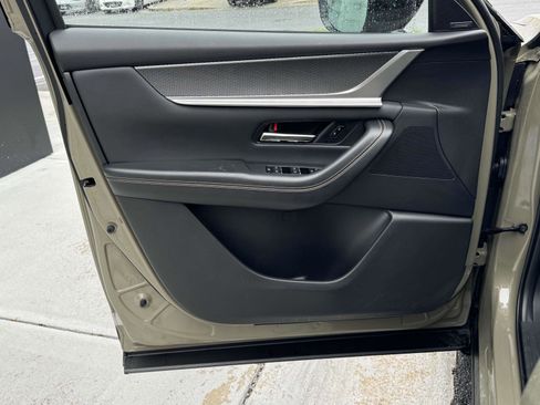 Certified 2025 MAZDA CX-70 Plug-In Hybrid w/ Premium Plus image 15