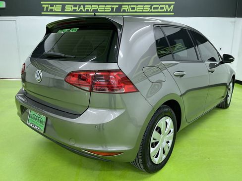 Used 2015 Volkswagen e-Golf Limited Edition image 10